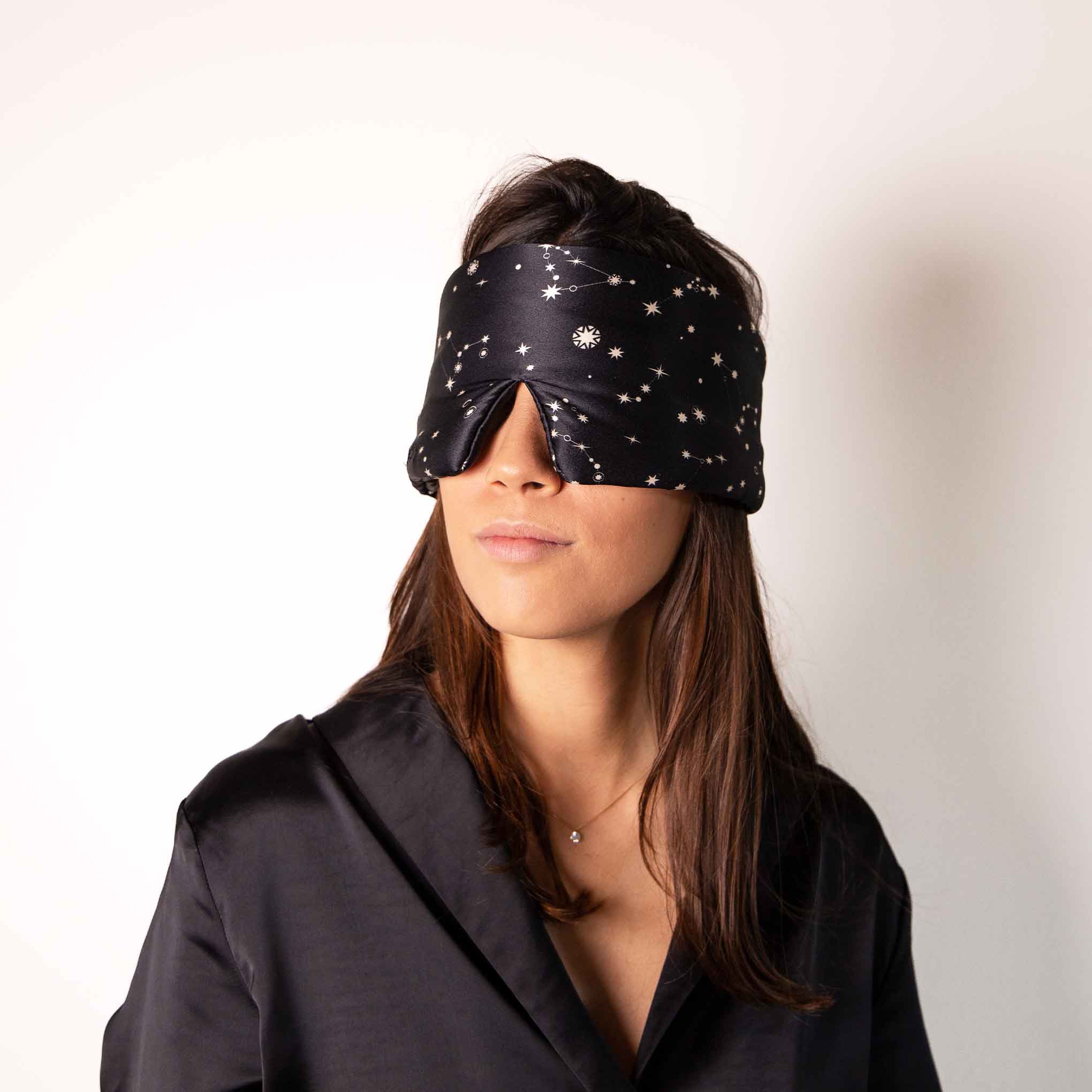 Drowsy-Sleep-Co-Starry-Eyed-Silk-Sleep-Mask-model2.jpg__PID:ad6fa1dd-9876-4788-9dfa-103f9ebc1de9