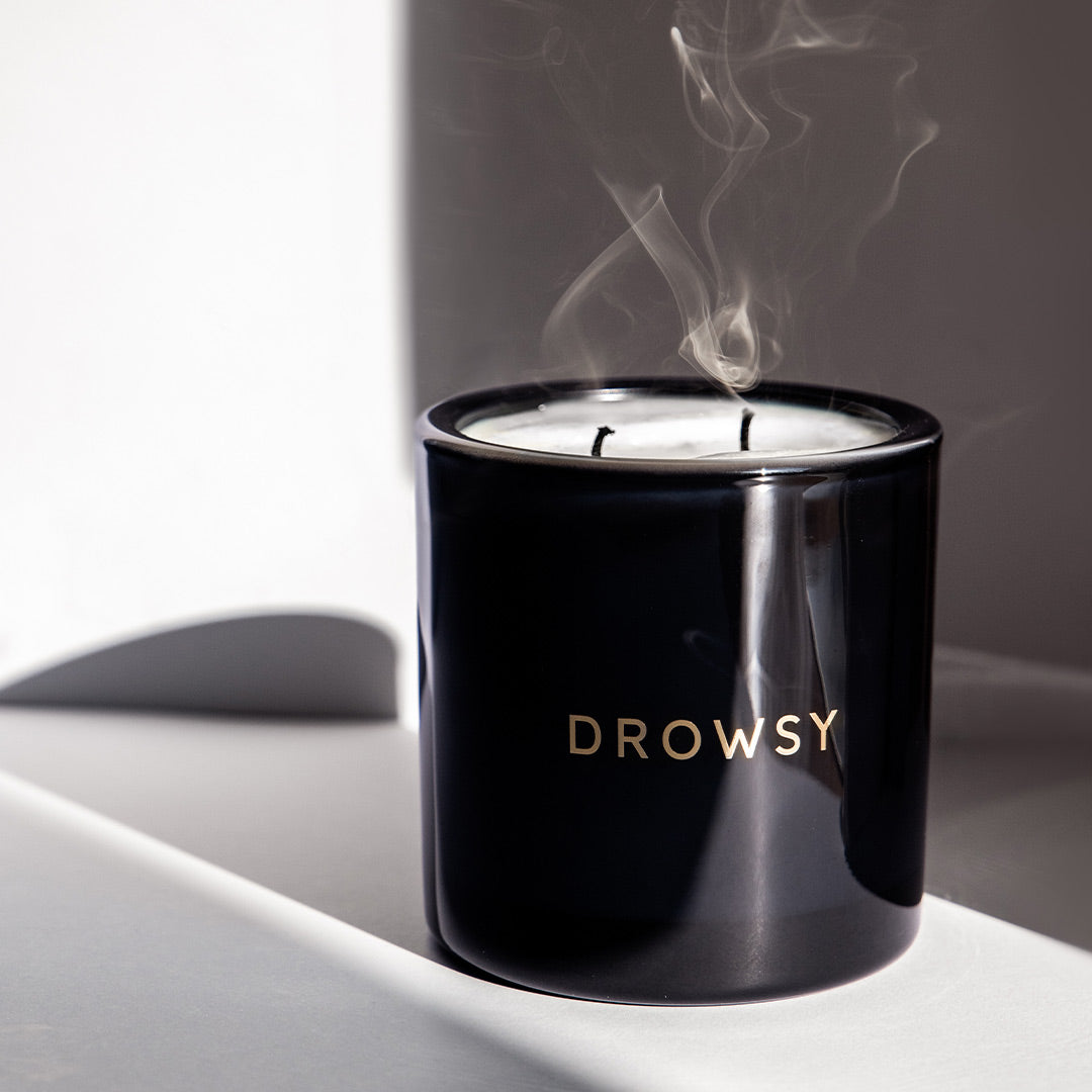 Drowsy-Sleep-Co.-Sleep-Candle-Blue-Glass-Smoke.jpg__PID:0971a01e-a6d9-45d9-91c5-db9da3a6b092